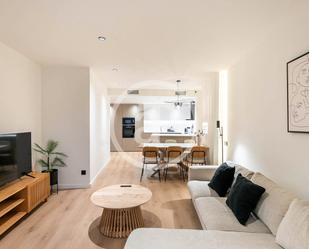 Living room of Flat to rent in  Barcelona Capital  with Air Conditioner, Heating and Furnished