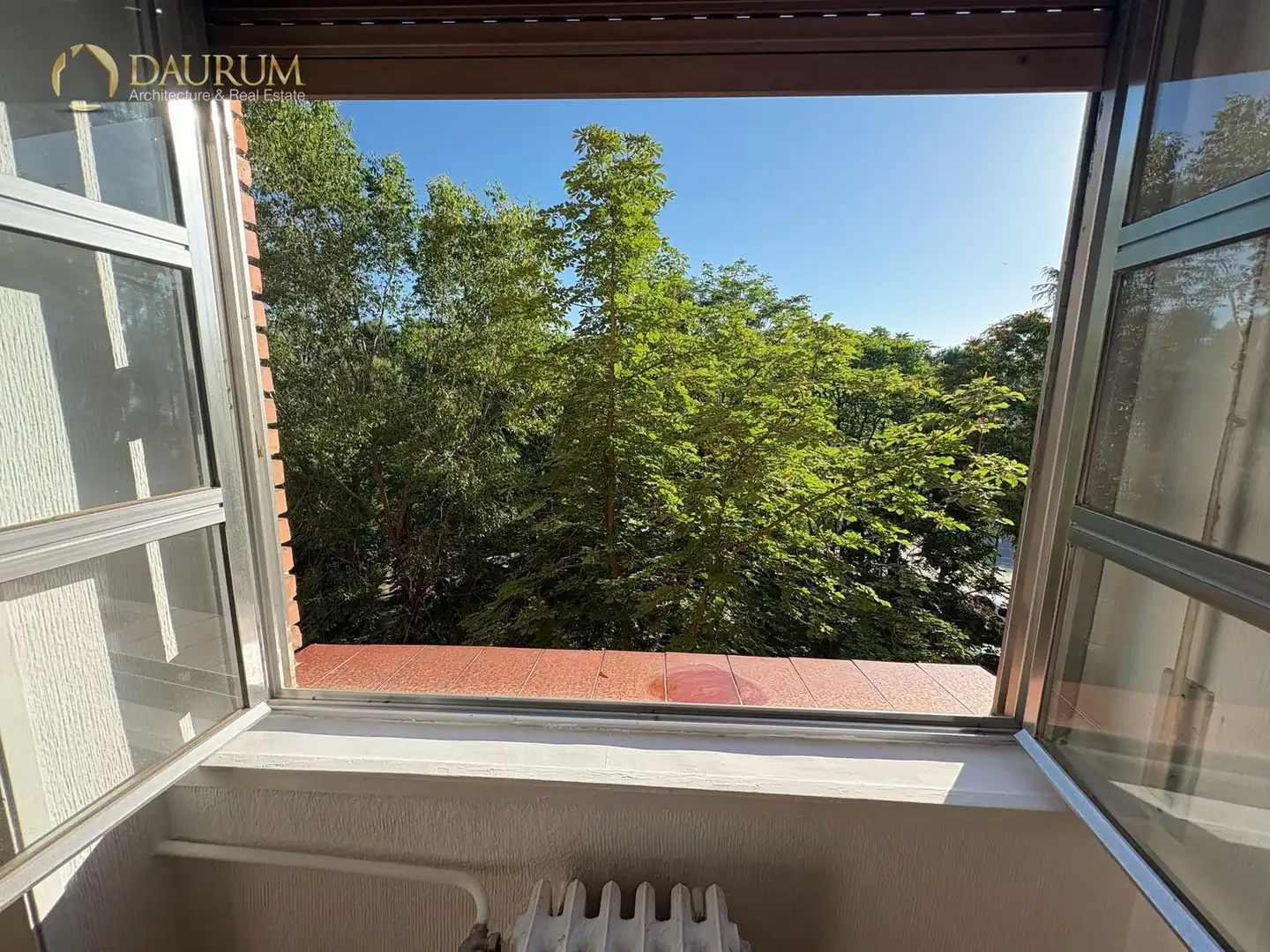 Balcony of Flat for sale in Madrid  with Air Conditioner, Heating and Terrace