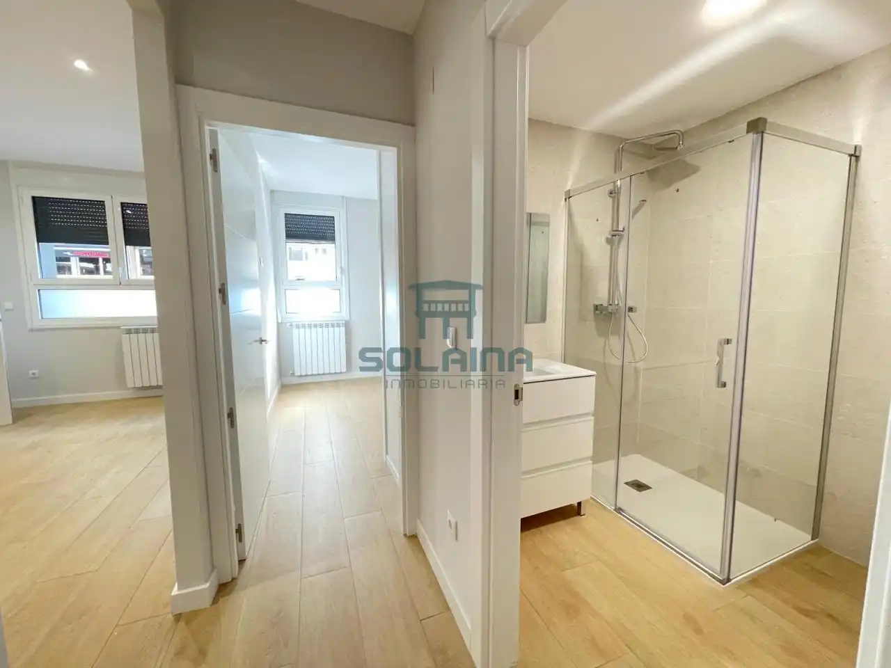 Badezimmer von Erdgeschoss zum Verkauf in Ourense Capital  mit Heizung, Terrasse und Abstellraum