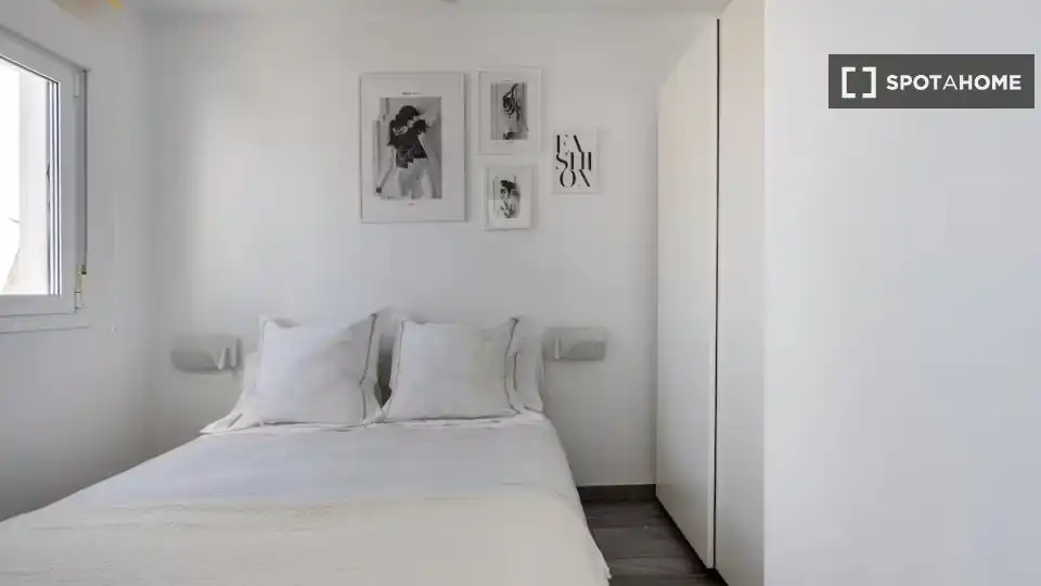 Room in Manantiales - Estación de Autobuses