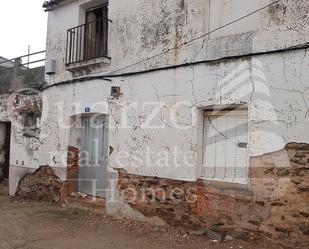 Exterior view of House or chalet for sale in Santiago de Alcántara