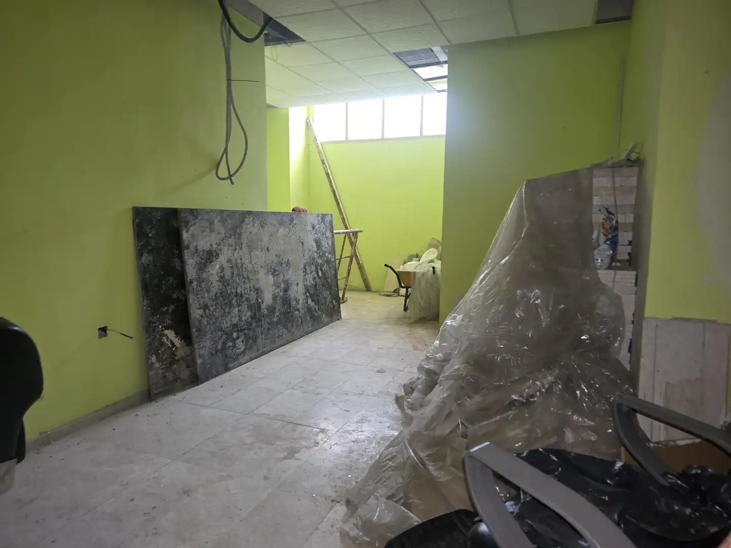 Business premises to rent in Juzgados - Plaza de Toros