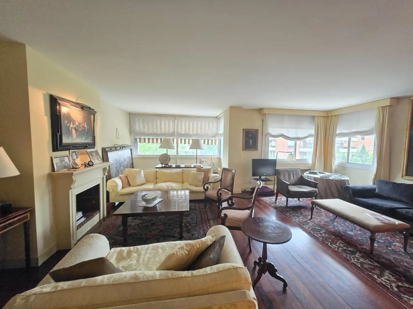 Sala de estar de Piso en venta en Barcelona con Aire acondicionado, Calefacción y Parquet