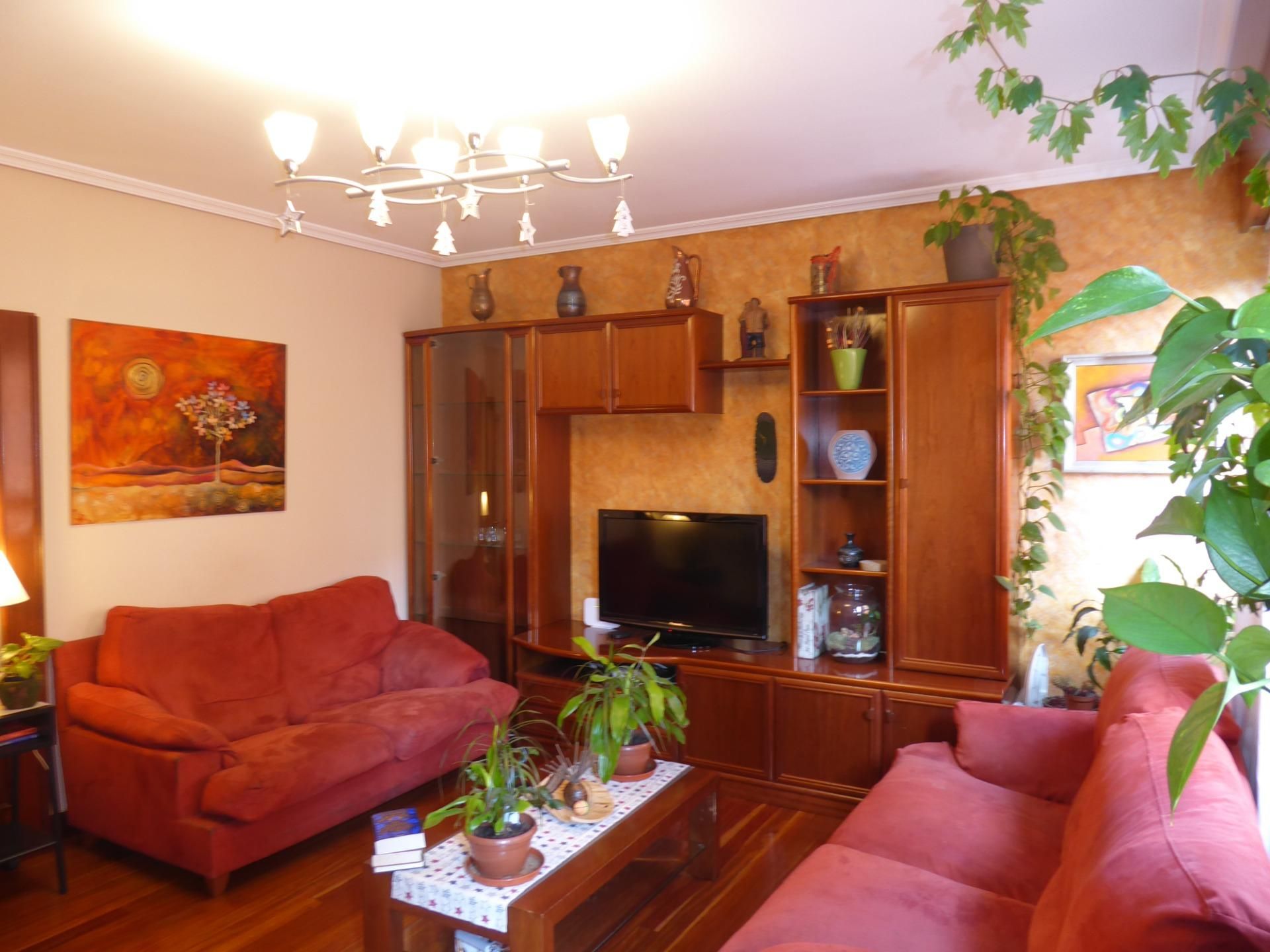 Living room of Flat for sale in Bilbao   with Heating and Storage room