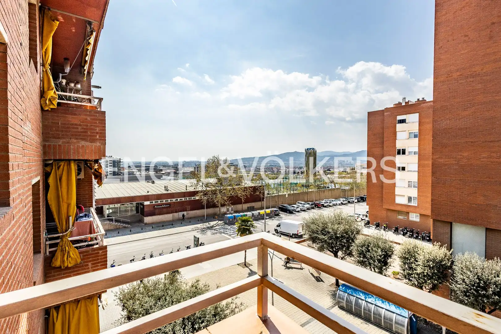 Exterior view of Flat for sale in Sant Joan Despí  with Heating and Terrace