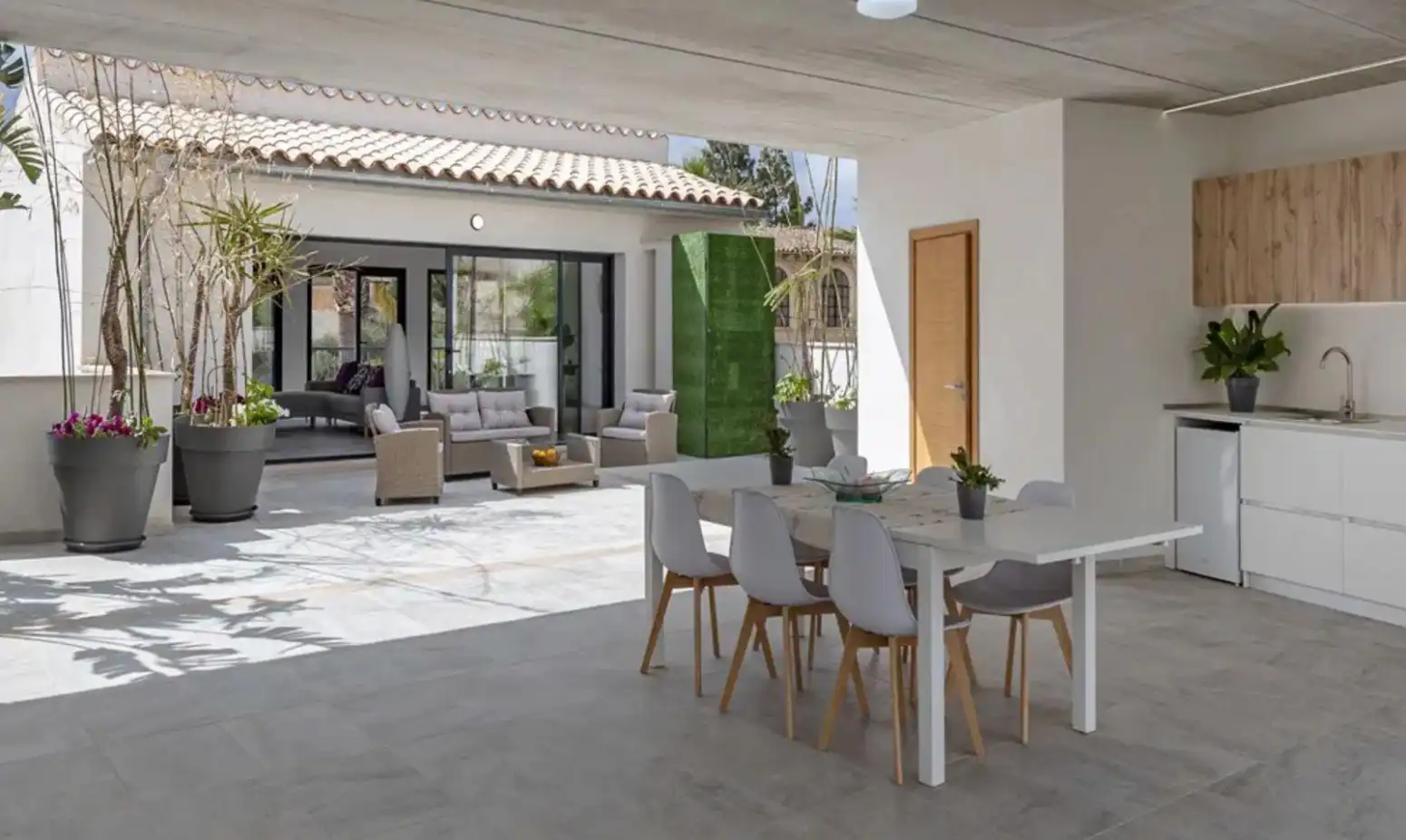 Casa aparellada amb terrassa en venda a Santa Margalida - Carrer de la Salle, imagen 4