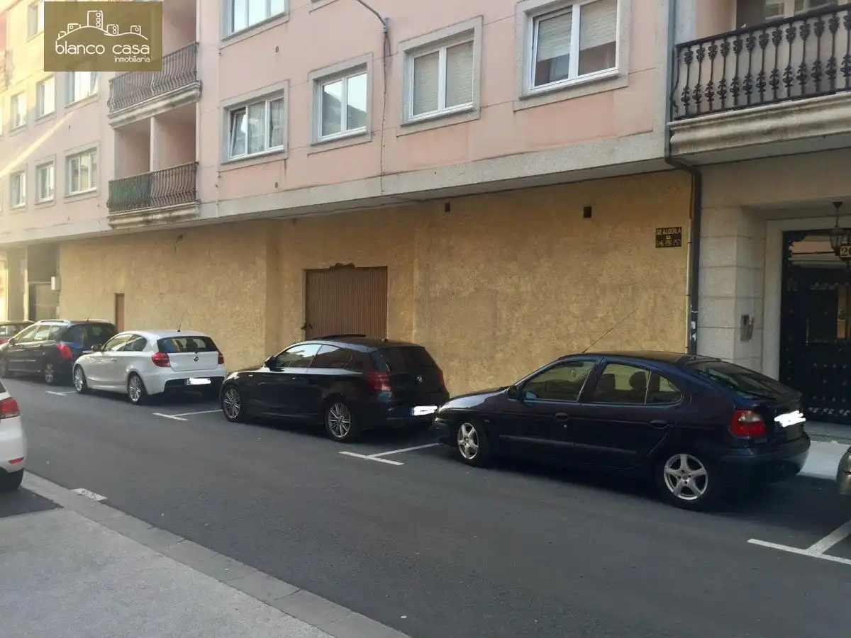 Local comercial en alquiler en A Laracha, imagen 2