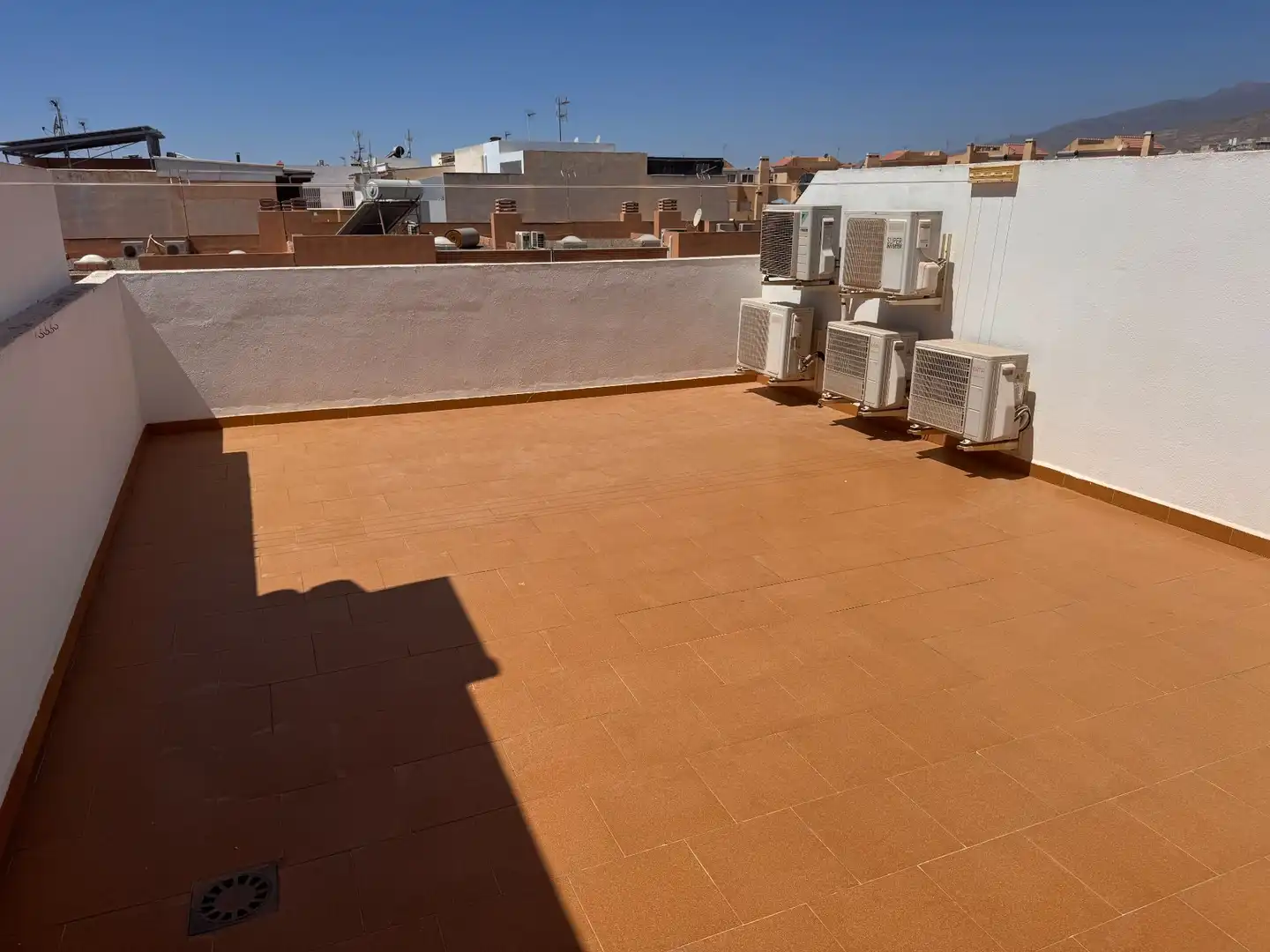 Terrassa de Casa adosada en venda en Roquetas de Mar amb Aire condicionat, Terrassa i Traster