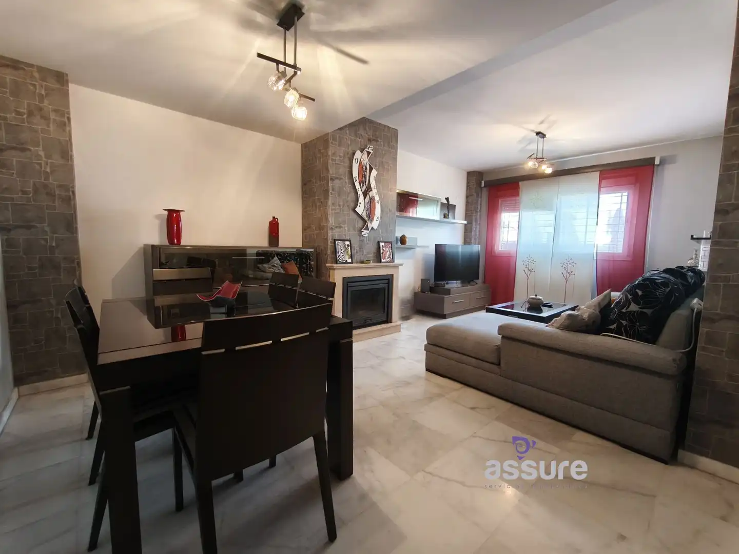 Sala de estar de Casa adosada en venta en Huelva con Aire acondicionado, Calefacción y Jardín privado