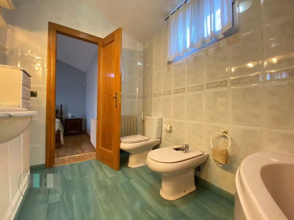 Duplexes for sale in Calle Poeta Verdaguer, Hospital - Plaza del Real