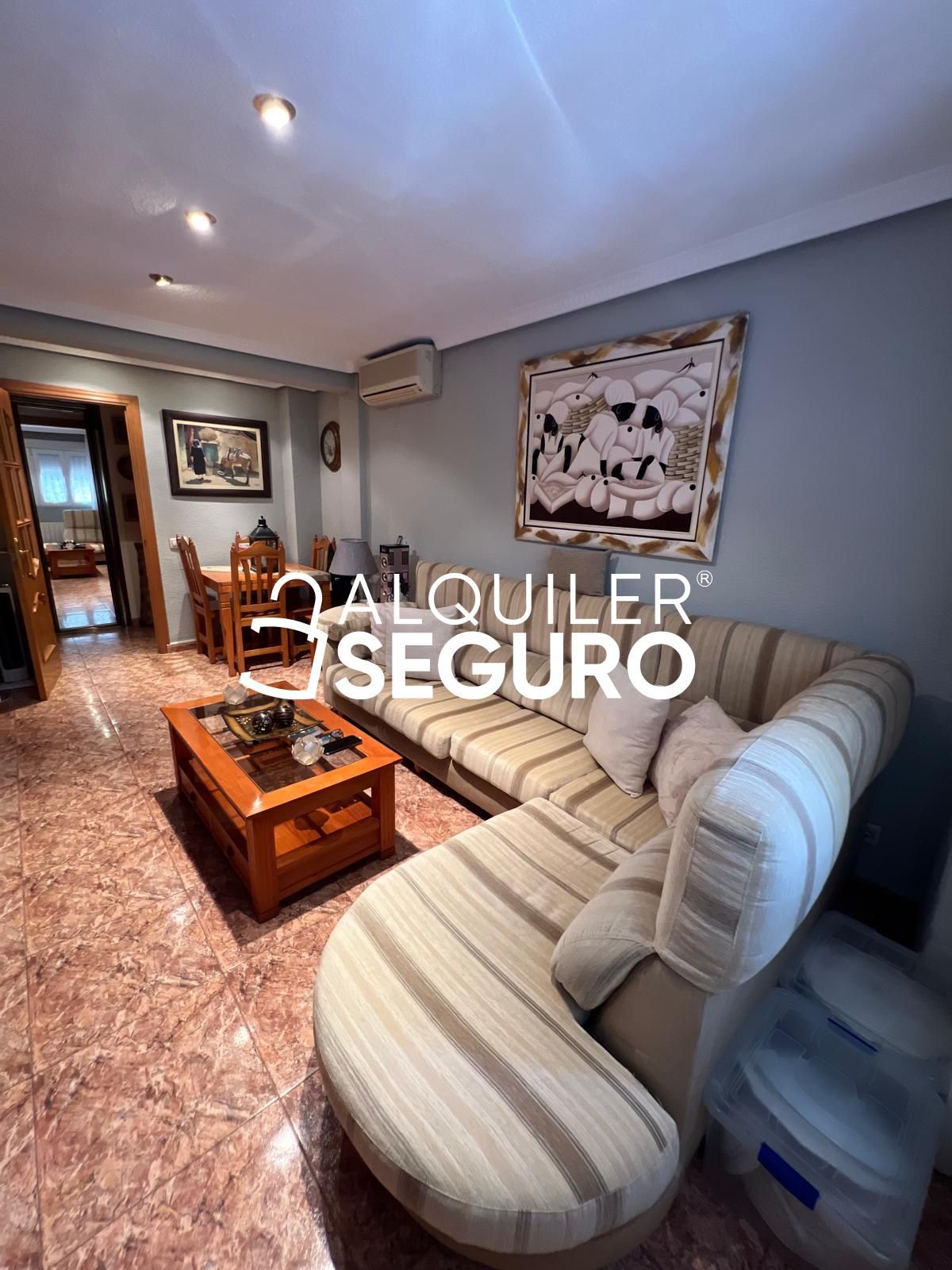 Sala d'estar de Pis de lloguer en  Madrid Capital amb Aire condicionat, Calefacció i Terrassa