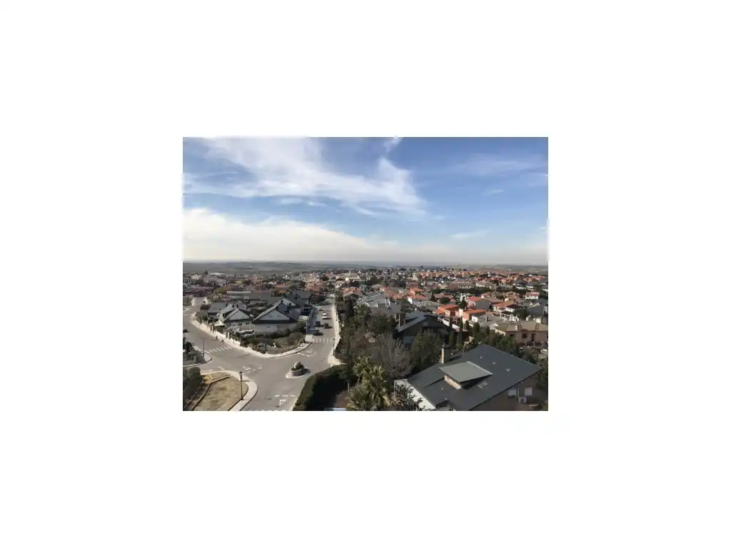 Vista exterior de Residencial en venta en Serranillos del Valle