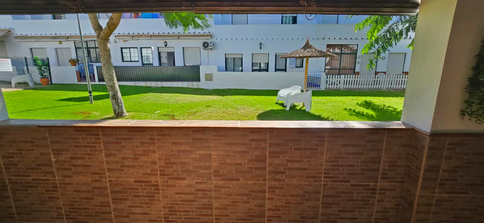 Adossat amb piscina en venda a Calle Longueron 48, imagen 11