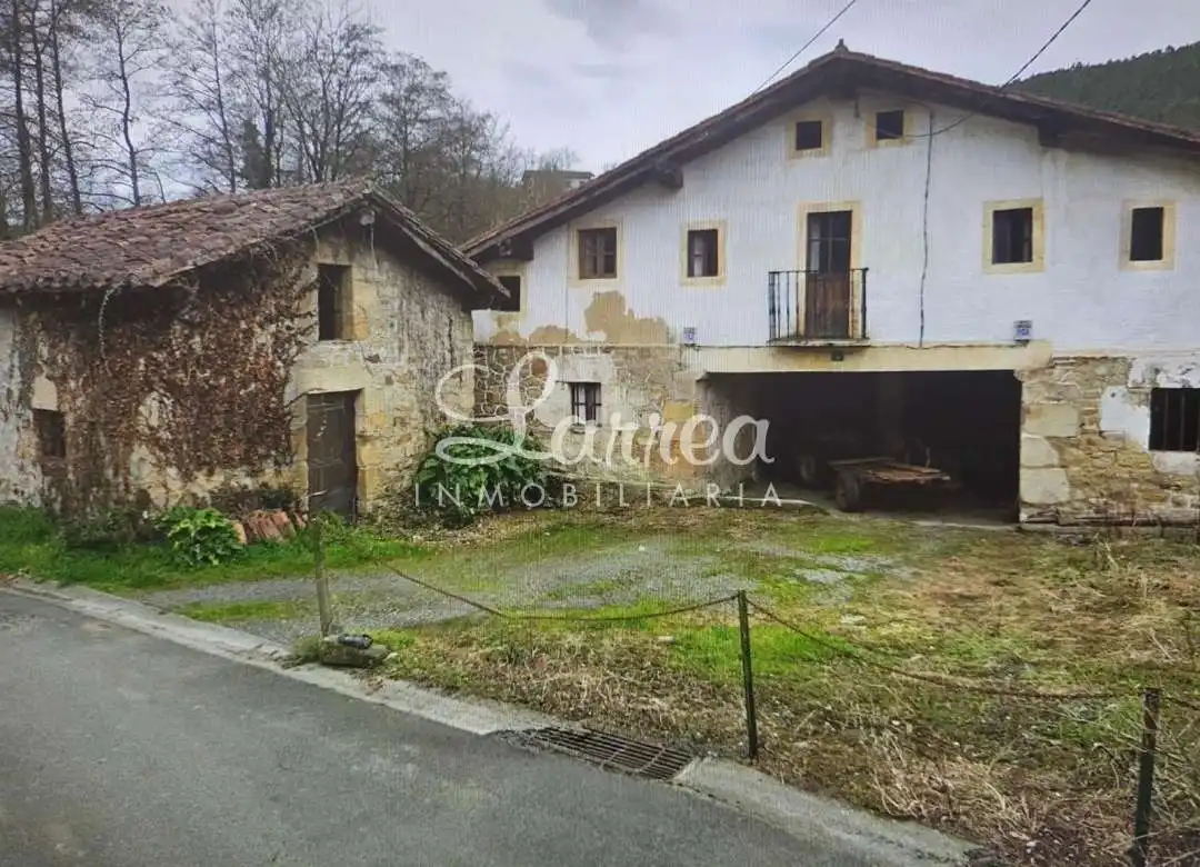 Landhaus zum Verkauf in Amorebieta-Etxano