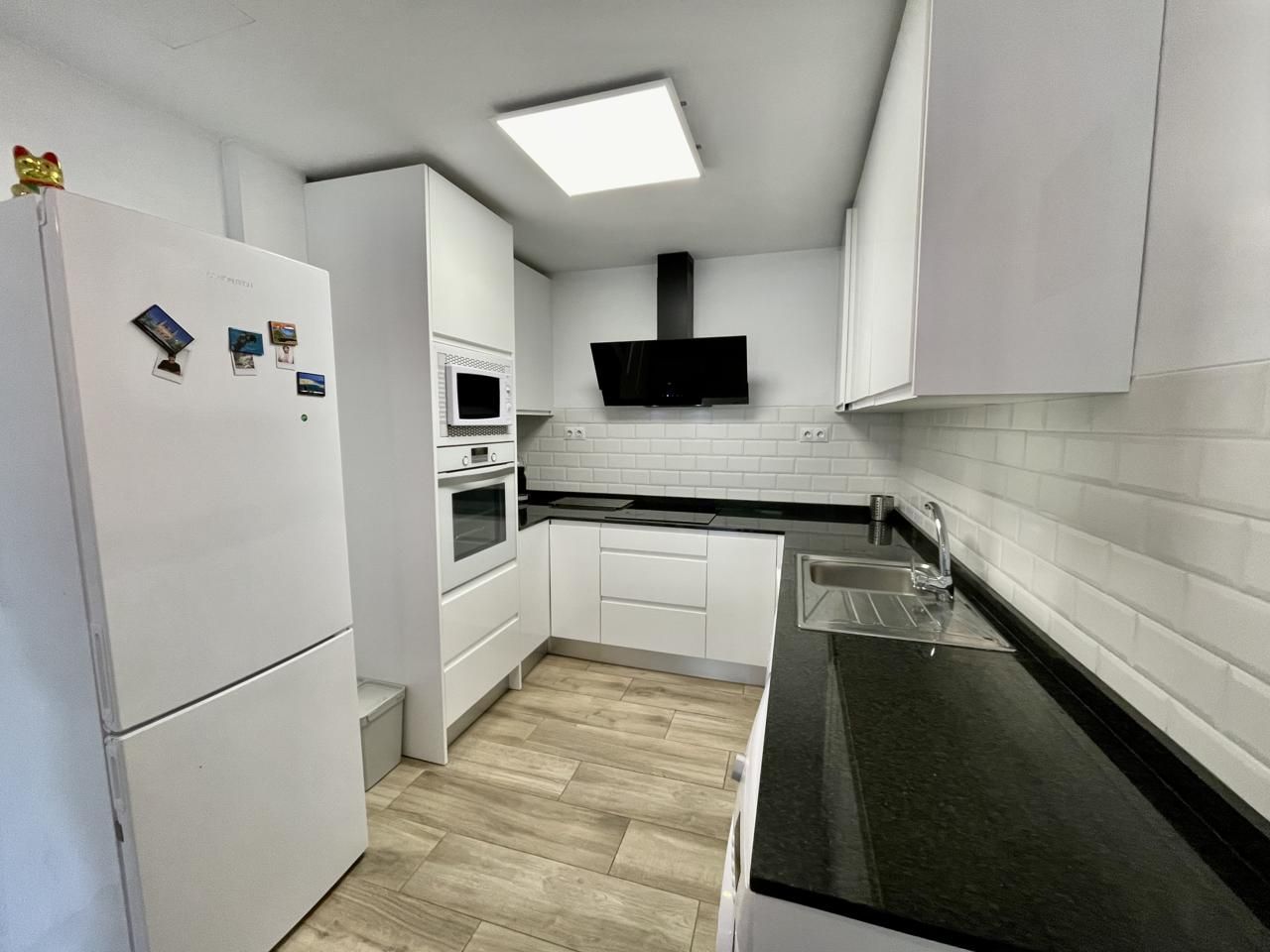 Kitchen of Flat to rent in Las Palmas de Gran Canaria  with Furnished