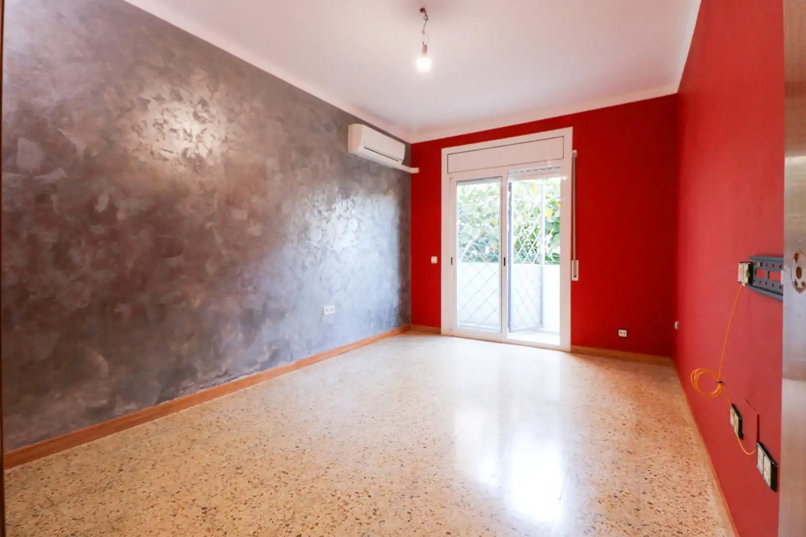 Piso en venta en Viladecans con Aire acondicionado, Terraza y Balcón