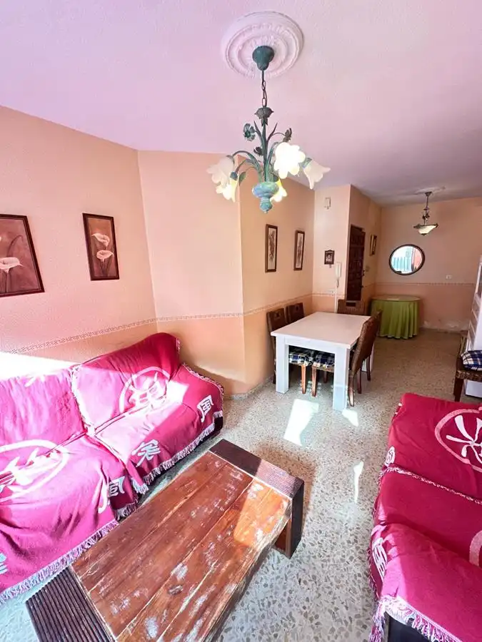 Schlafzimmer von Wohnung zum Verkauf in Almuñécar mit Möbliert, Waschmaschine und Mikrowelle