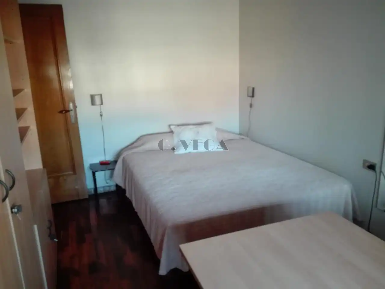 Bedroom of Flat for rent in Vigo   with Heating, Parquet flooring and Furnished
