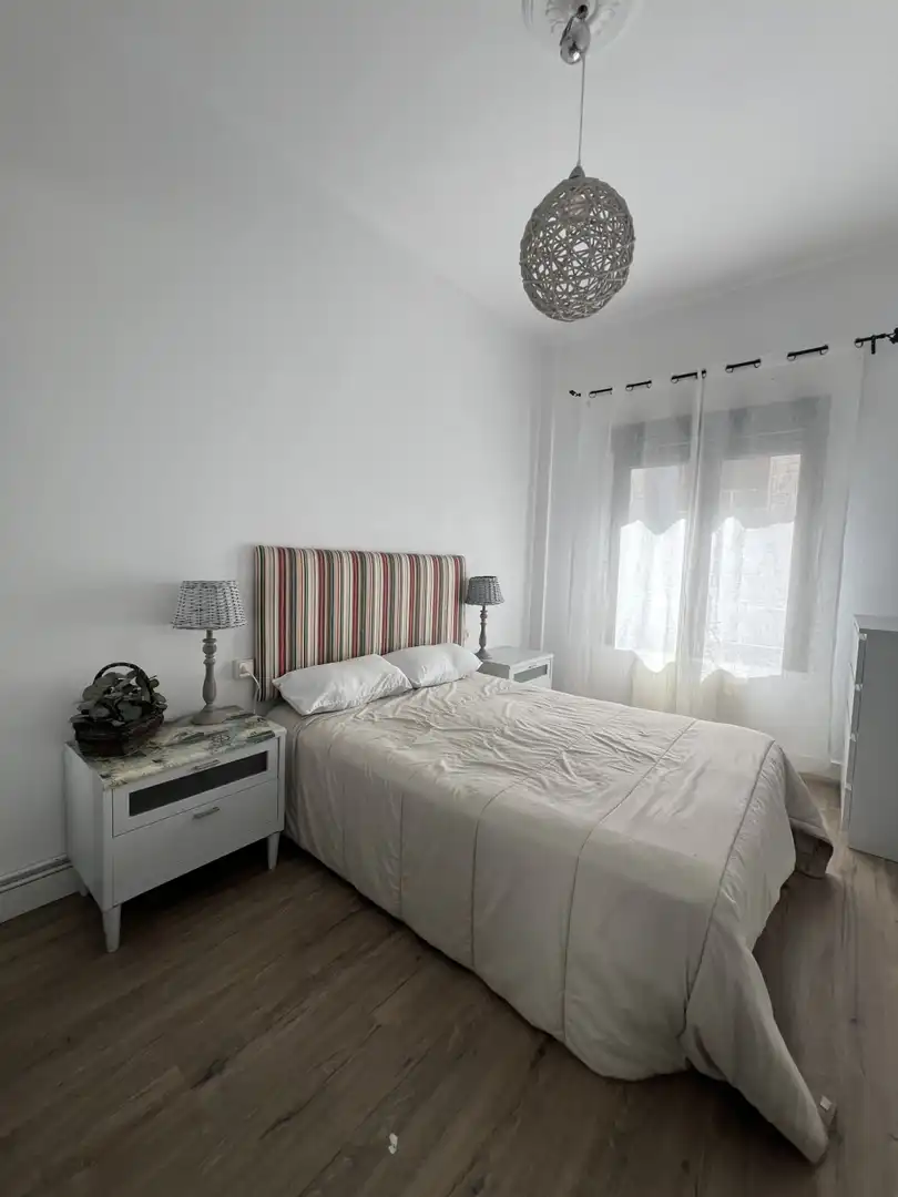 Habitación de Piso en venta en Gijón  con Calefacción