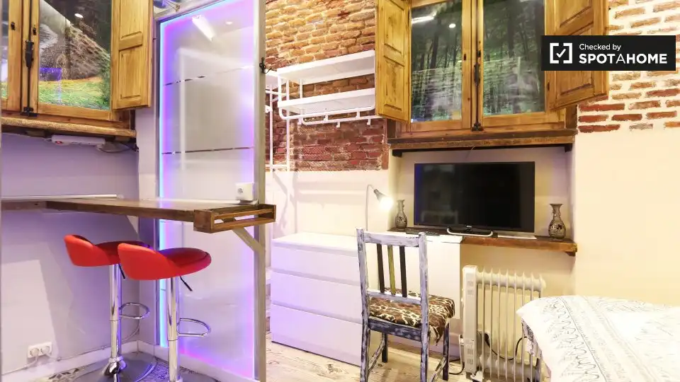 Fotografía del inmueble reportado: 900 €/mes — Madrid, Madrid