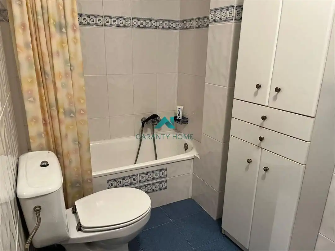 Baño de Casa o chalet en venta en Valencia con Aire acondicionado, Calefacción y Jardín privado