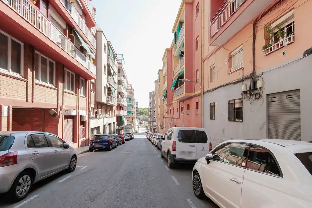 Vista exterior de Pis en venda en Badalona
