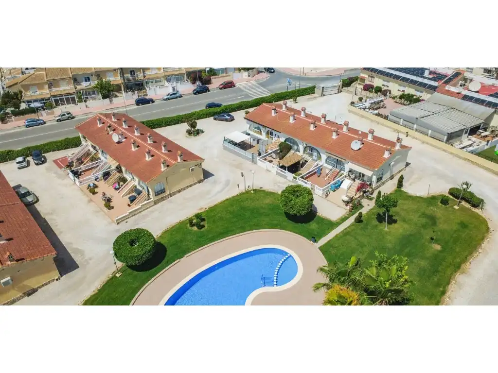 Houses for sale in Avenida Antonio Quesada, Doña Pepa