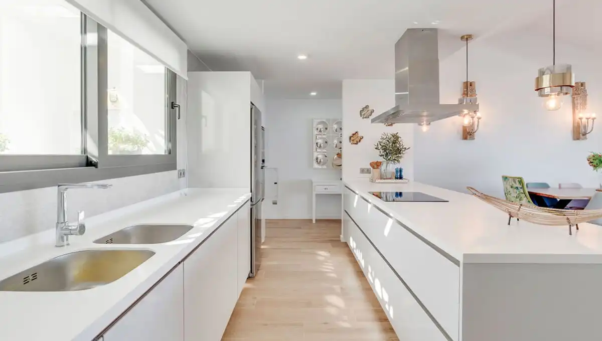 Cocina de Ático en venta en La Alcaidesa con Aire acondicionado, Calefacción y Jardín privado