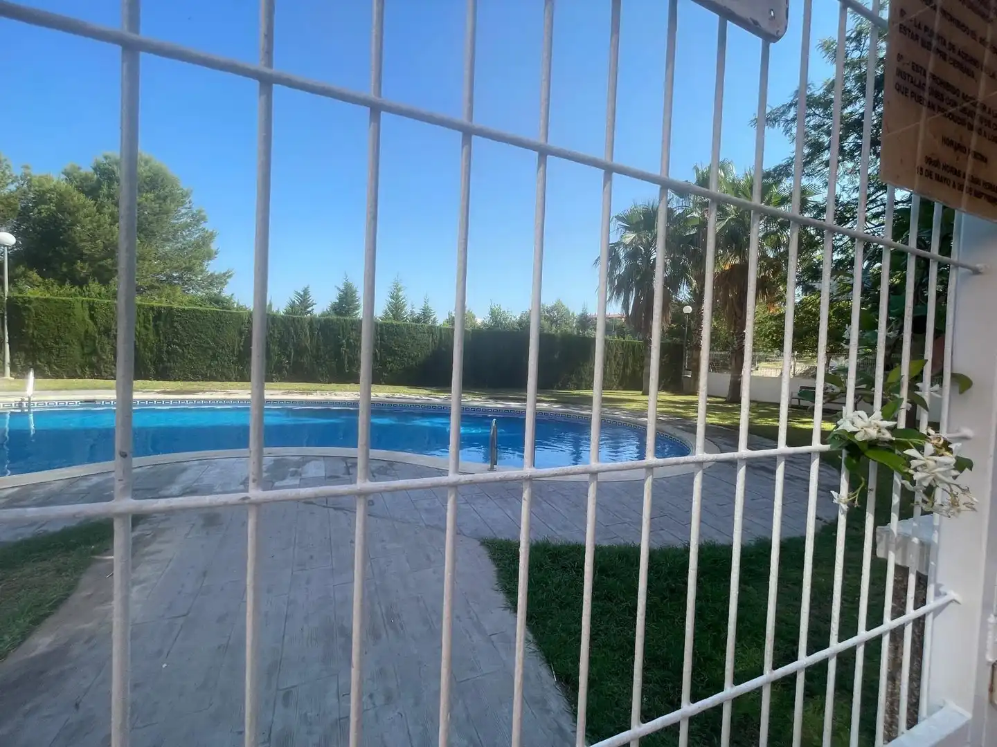Piscina de Pis de lloguer en Paterna amb Aire condicionat, Calefacció i Terrassa