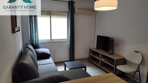 Foto 3 de Piso de alquiler en Peñamefecit - Avda Barcelona, Jaén Capital