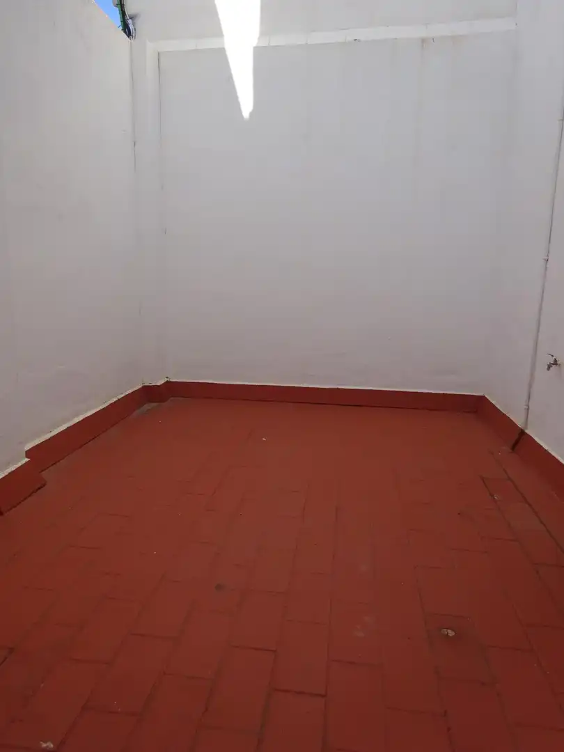 Commercial properties for sale in El Viso del Alcor  with Air Conditioner