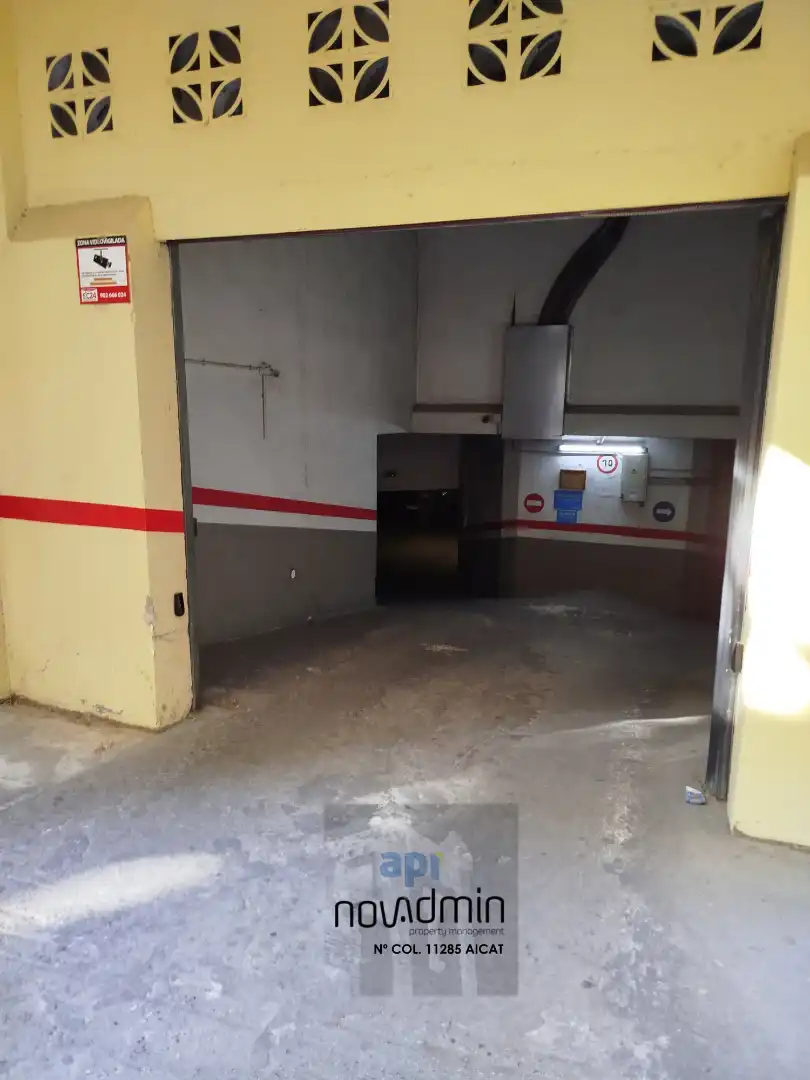 Parkplatz von Garage zur Miete in Lleida