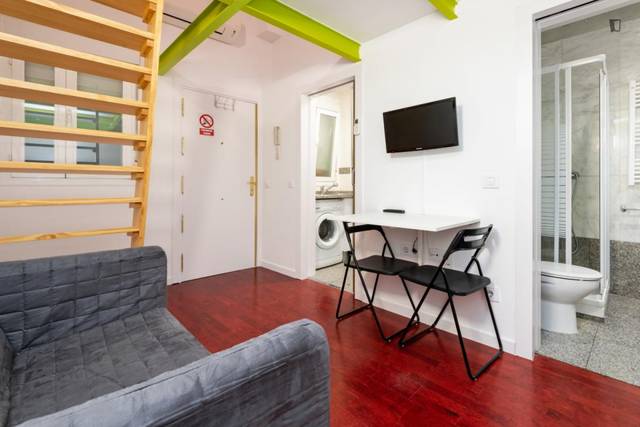 Estudio en Alquiler en Embajadores - Lavapiés