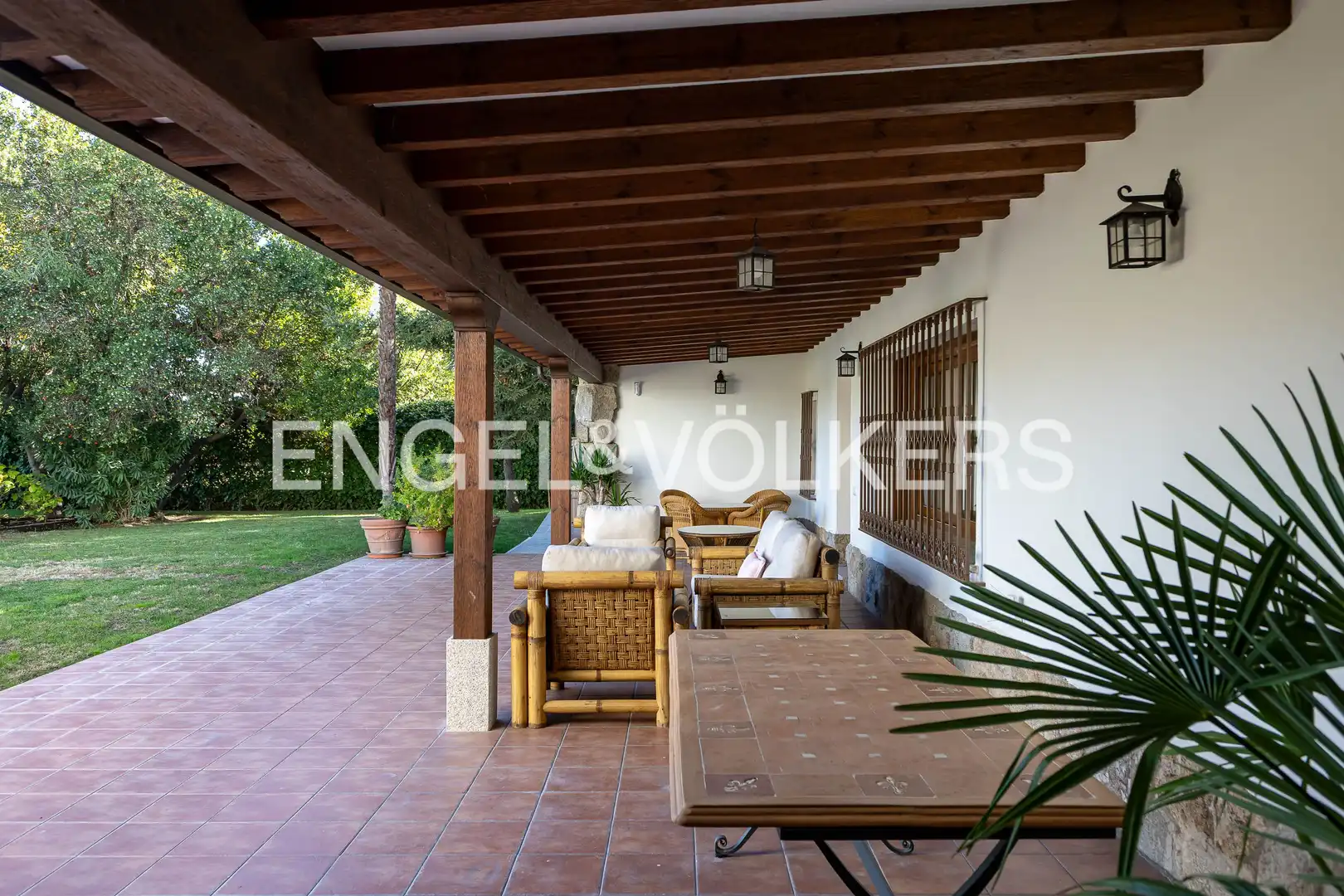 Terrassa de Casa o xalet de lloguer en Madrid amb Aire condicionat, Calefacció i Jardí privat