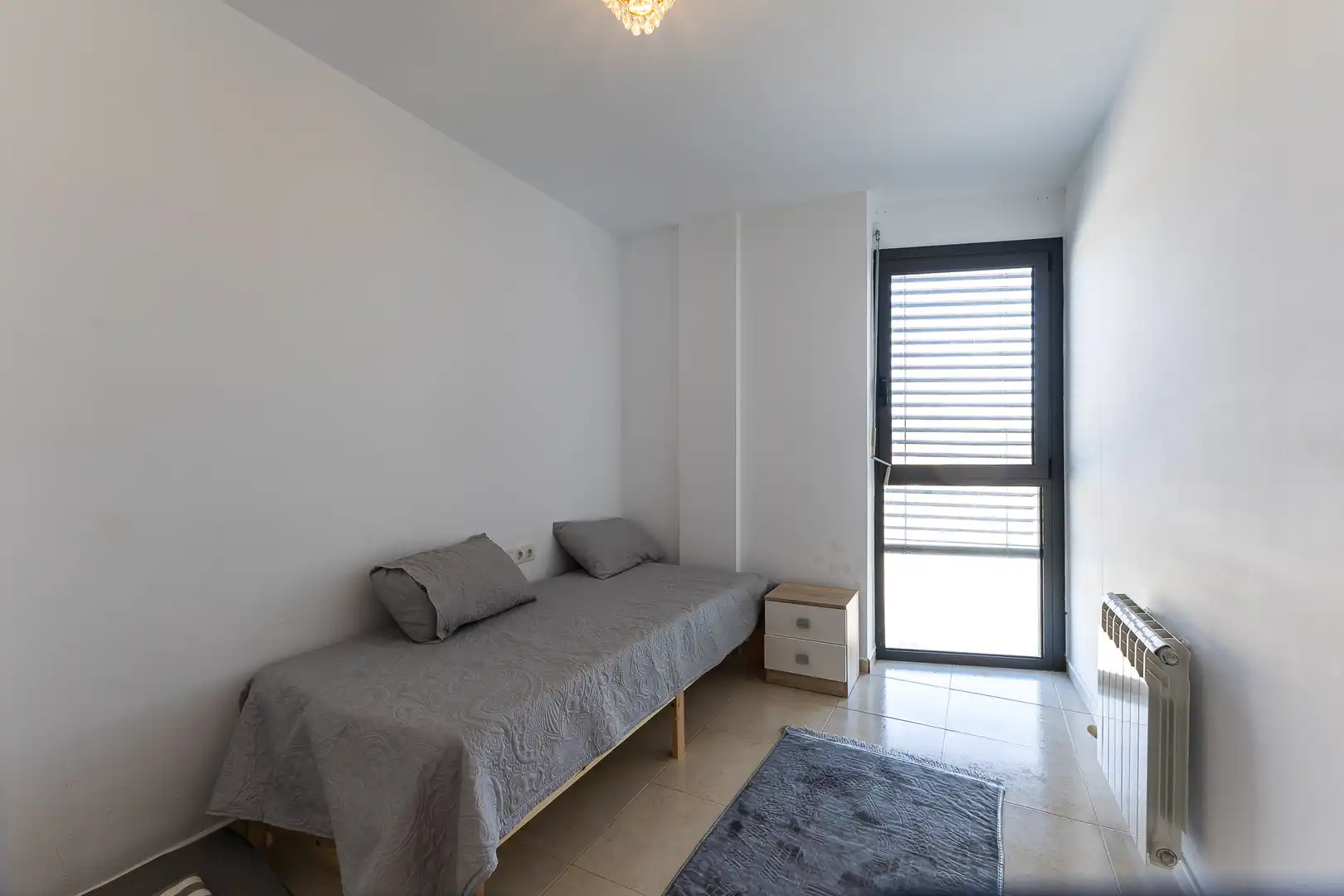 Habitación de Ático en venta en Torrelles de Foix con Calefacción y Terraza