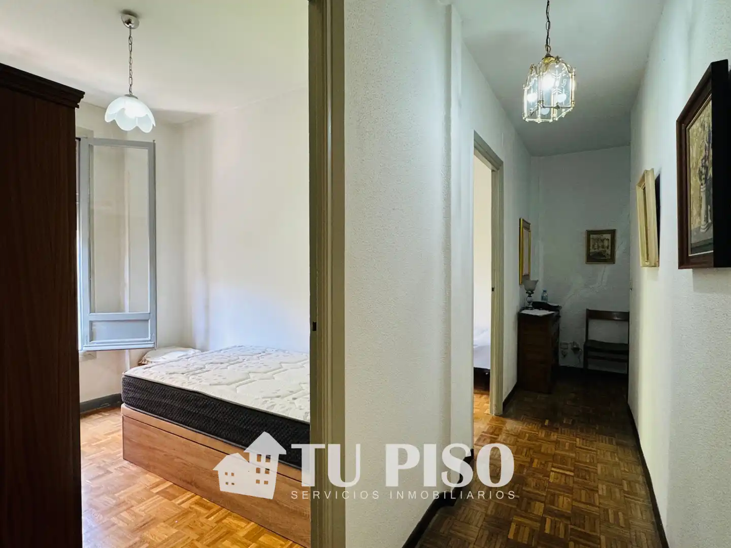 Schlafzimmer von Wohnung zur Miete in Madrid mit Heizung, Terrasse und Möbliert