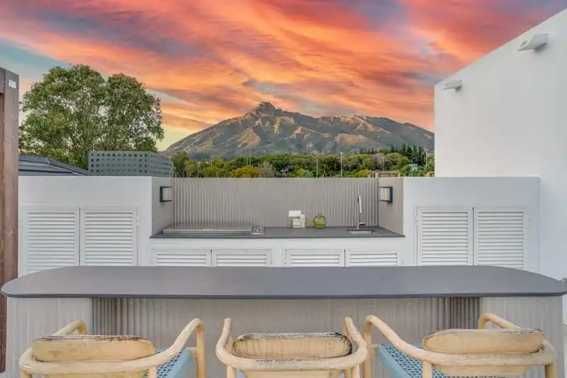 Terrace of Houses for sale in Marbella  with Air Conditioner, Heating and Private garden