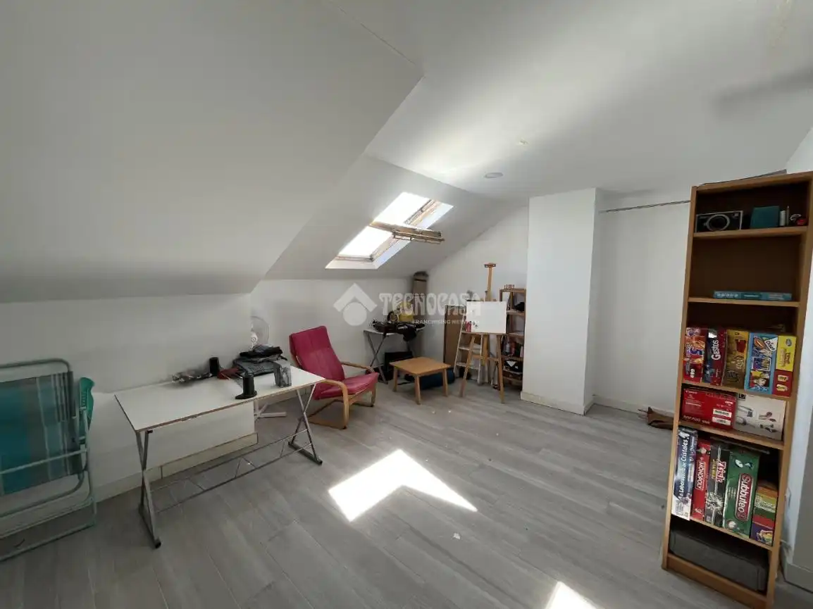 Habitación de Casa adosada en venta en Loeches