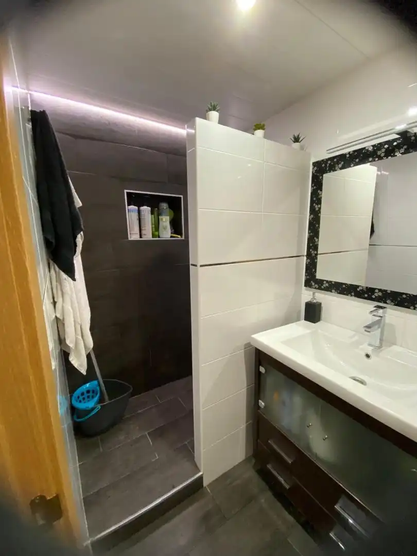 Badezimmer von Einfamilien-Reihenhaus zur Miete in Súria mit Heizung