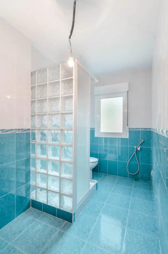 Baño de Casa o chalet en venta en Somiedo con Jardín privado, Trastero y Amueblado