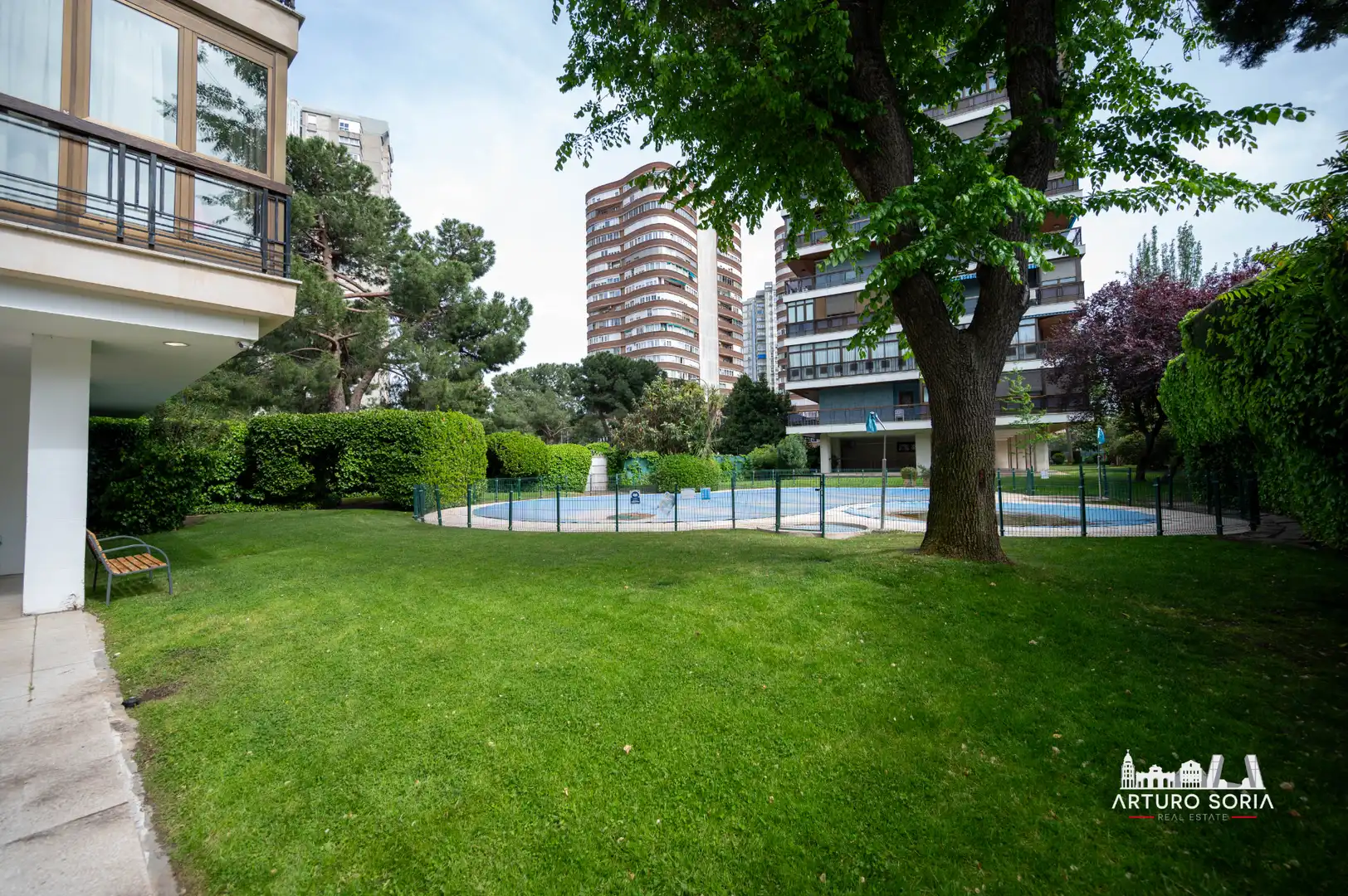 Jardín de Piso de alquiler en Madrid con Aire acondicionado y Piscina comunitaria