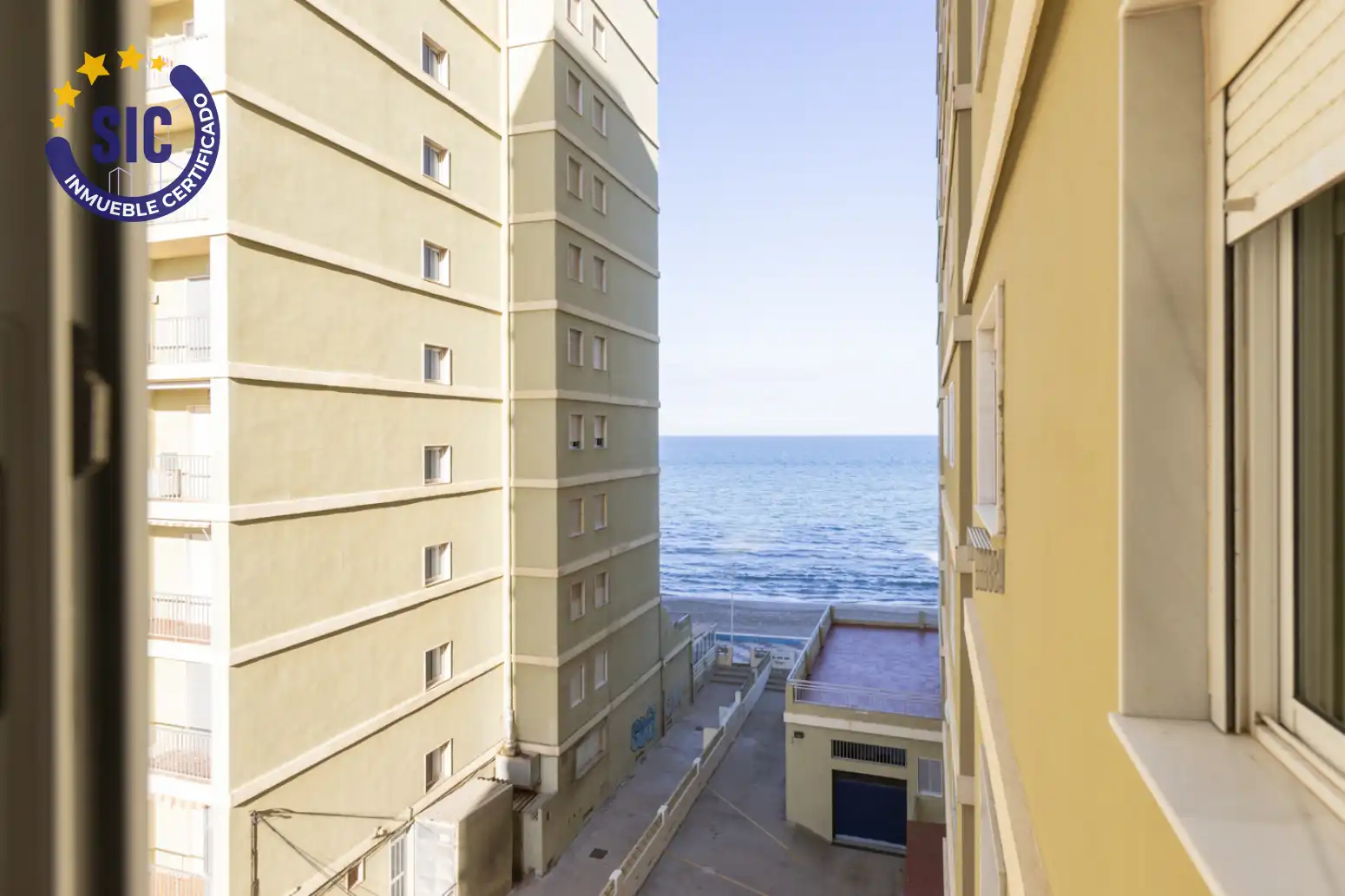 Terraza de Piso en venta en Sueca con Jardín privado, Terraza y Balcón