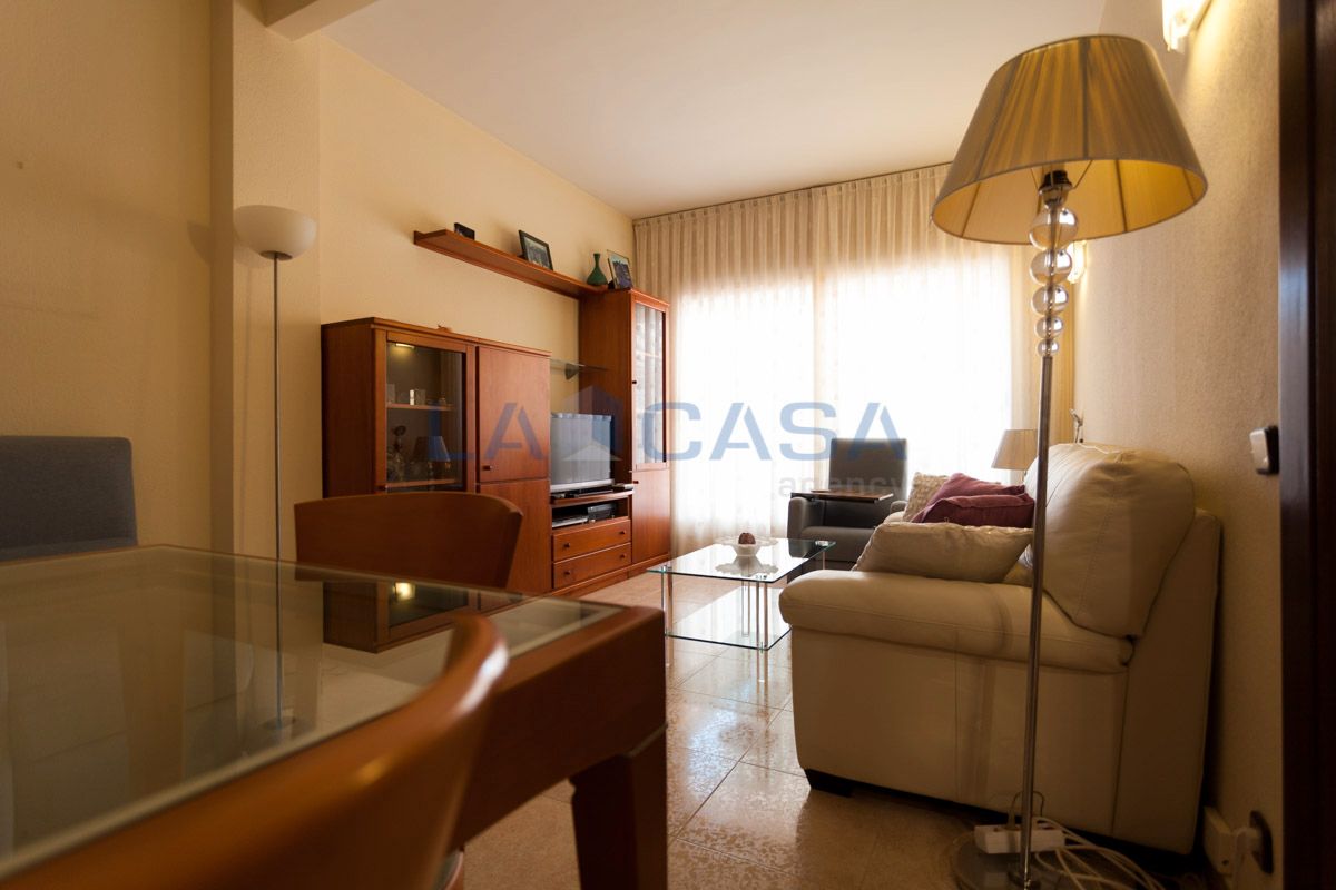 Living room of Flat for sale in  Barcelona Capital  with Heating, Terrace and Balcony