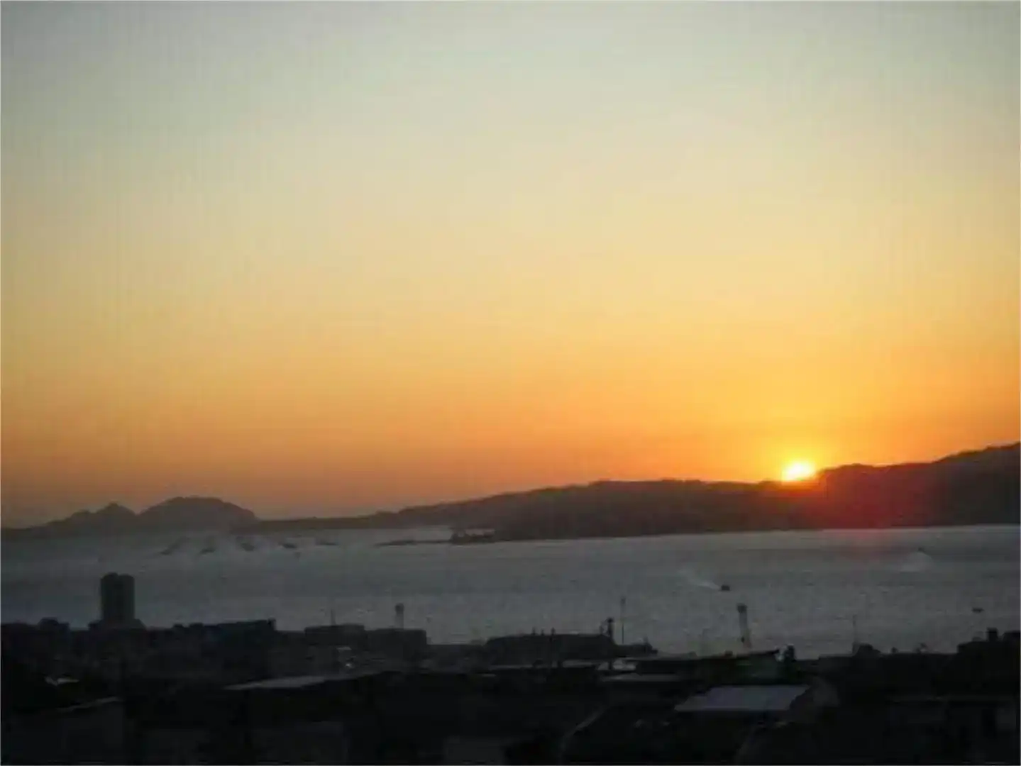 Exterior view of Flat for rent in Vigo   with Parquet flooring, Storage room and Furnished