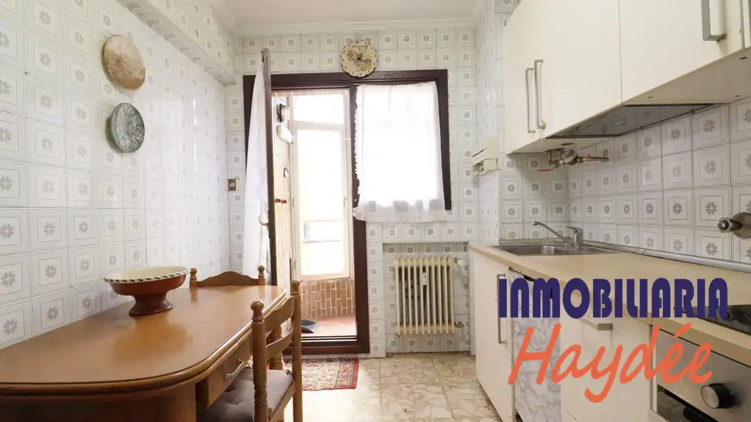 Kitchen of Flat for sale in Getxo   with Heating, Private garden and Storage room