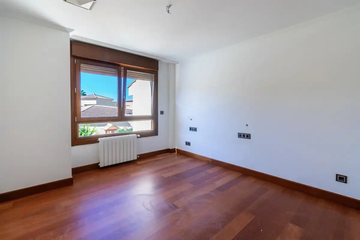 Habitación de Casa o chalet en venta en L'Alfàs del Pi con Aire acondicionado, Jardín privado y Terraza
