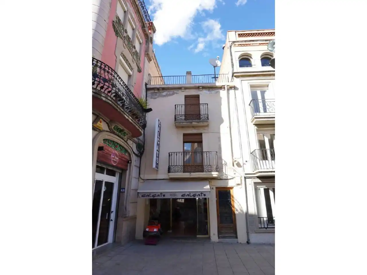 Casa en venda a Calle RAVAL