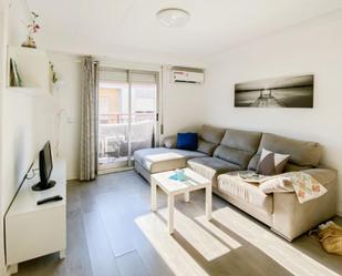 Living room of Apartment to rent in  Valencia Capital  with Air Conditioner, Furnished and Oven