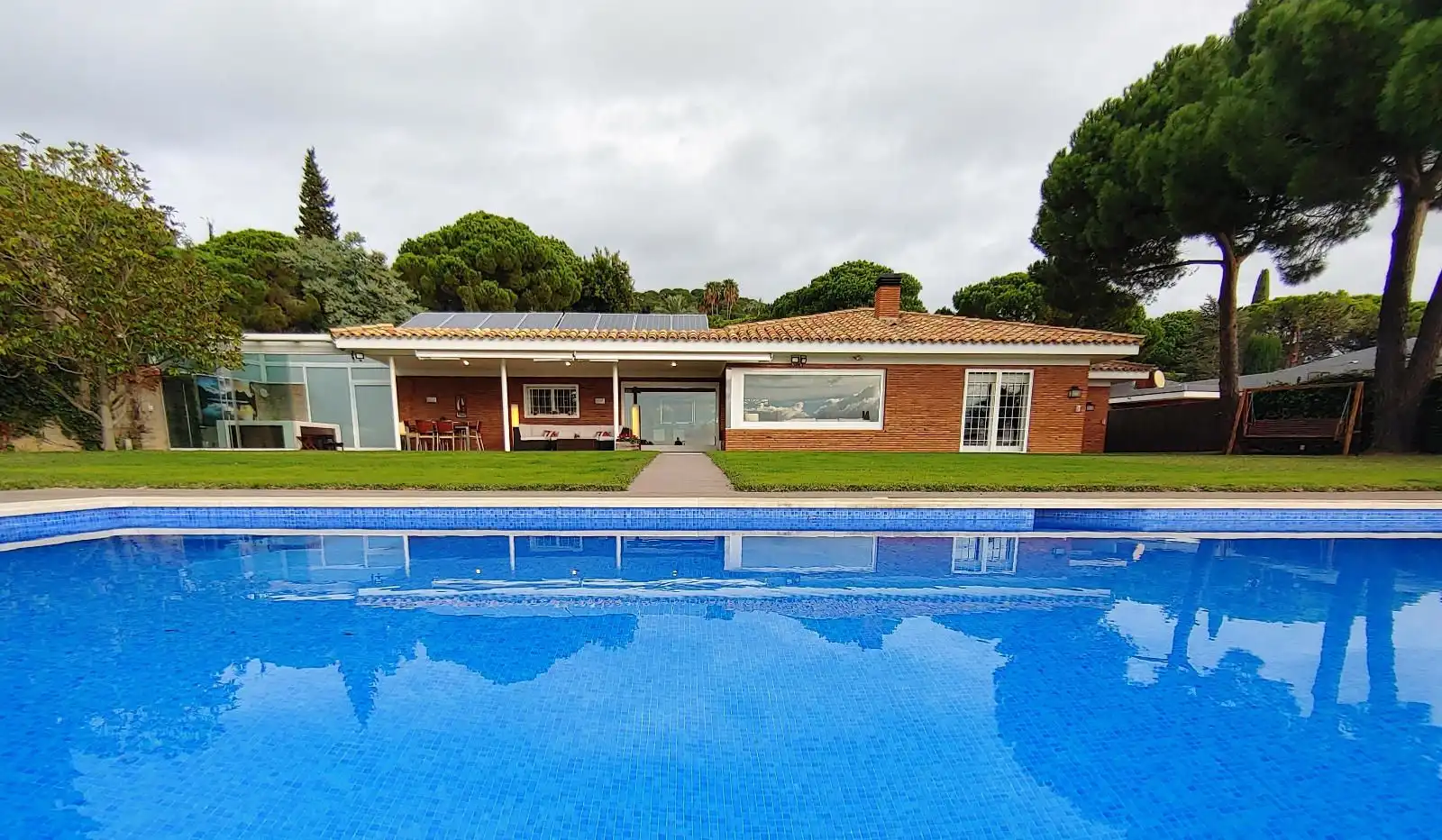 Piscina de Casa o chalet en venta en Sant Vicenç de Montalt con Aire acondicionado, Calefacción y Jardín privado