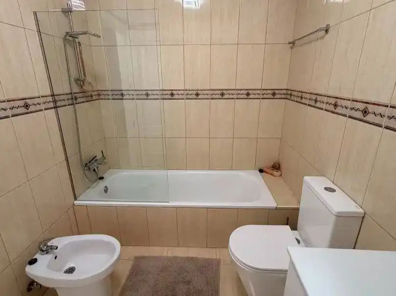 Bany de Pis en venda en Arona amb Aire condicionat